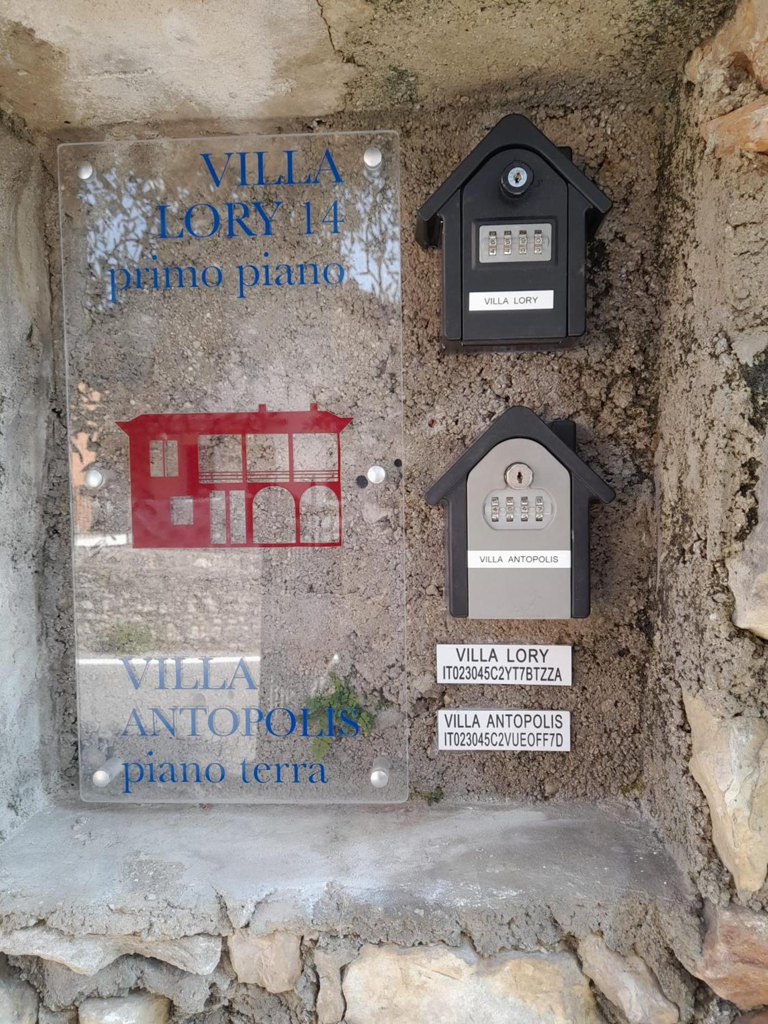 Villa Antopolis Malcesine Bagian luar foto